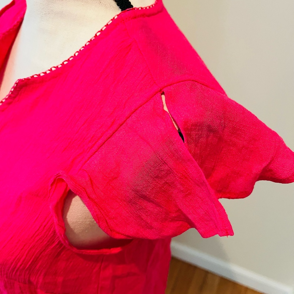 Nanette Lepore Pink Flutter Sleeve Top-New without tags - Picture 2 of 2